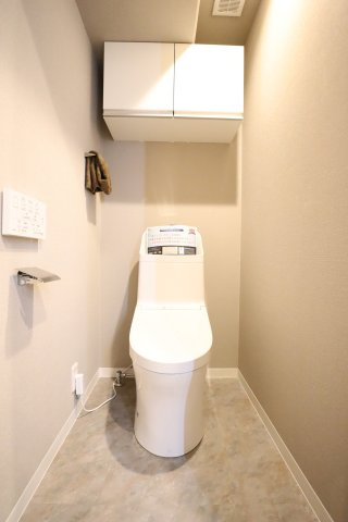 舞子五色塚ハイツのトイレ|温水洗浄便座付きトイレ