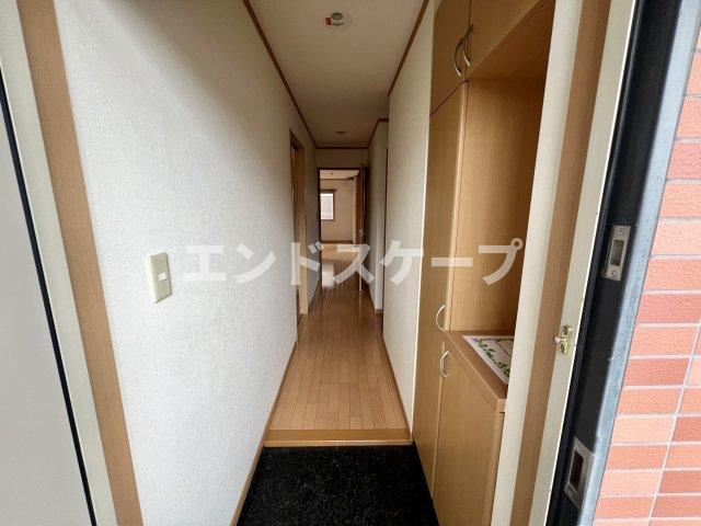 グランの玄関|高崎、前橋、伊勢崎エリアのお部屋探しはエンドスケープまで！お客様の理想お聞かせ下さい♪
