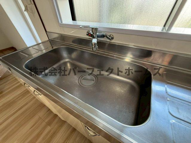 高柳2丁目戸建　賃貸のキッチン|お料理しやすいキッチンです