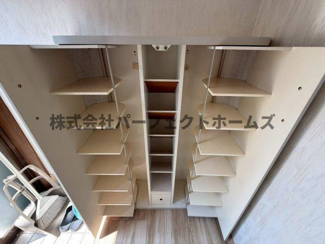 高柳2丁目戸建　賃貸の収納|便利な収納スペースです