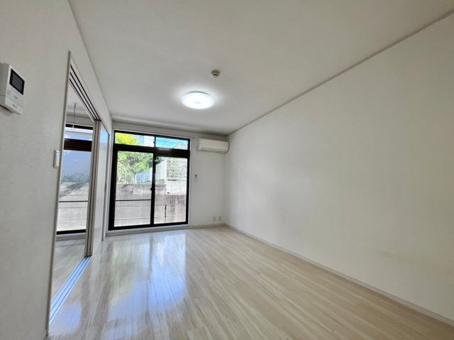 シティハイム　さくら弐番館の居間・リビング