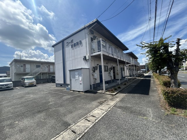 コーポ吉備路の外観