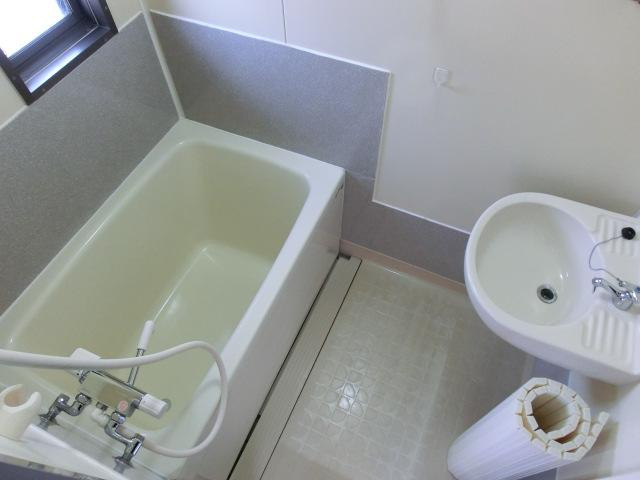 コーポ吉備路の浴室