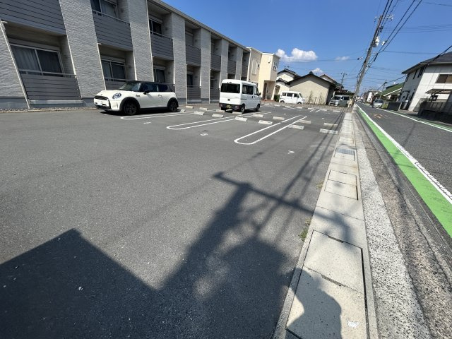 クレイノ木屋の駐車場