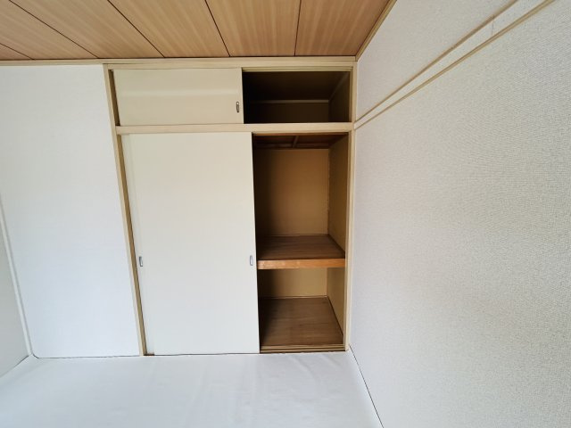 ツインの収納