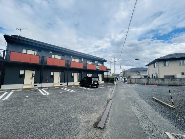サンフォーレストⅡの駐車場