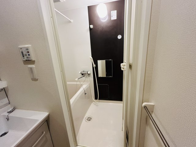 クレイノ木屋の浴室