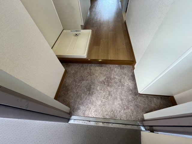 ビューハイツ吉備路の玄関