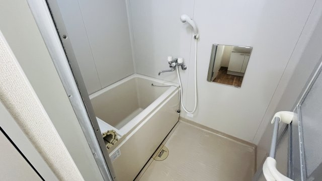 ビューハイツ吉備路の浴室