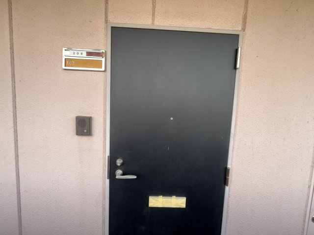 ビューハイツ吉備路の玄関