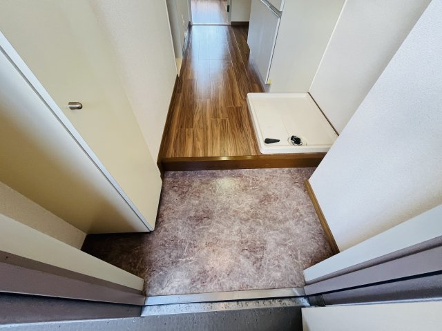 ビューハイツ吉備路の玄関