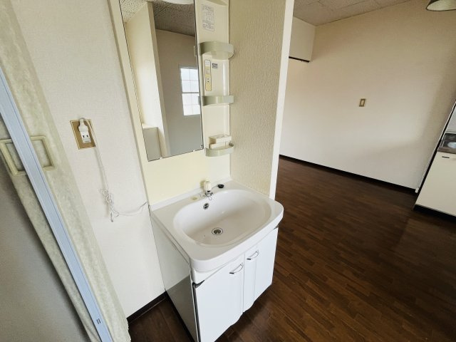 パナハイツ総社　Ｍの独立洗面台