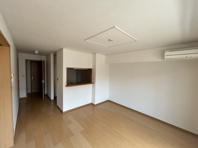 ＲｉｖｅｒＳｉｄｅ東祥Ｂの居間・リビング