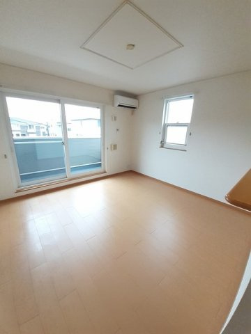 ＲｉｖｅｒＳｉｄｅ東祥Ｂの居間・リビング