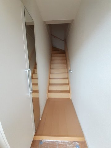 ポム・ダムールＣの玄関