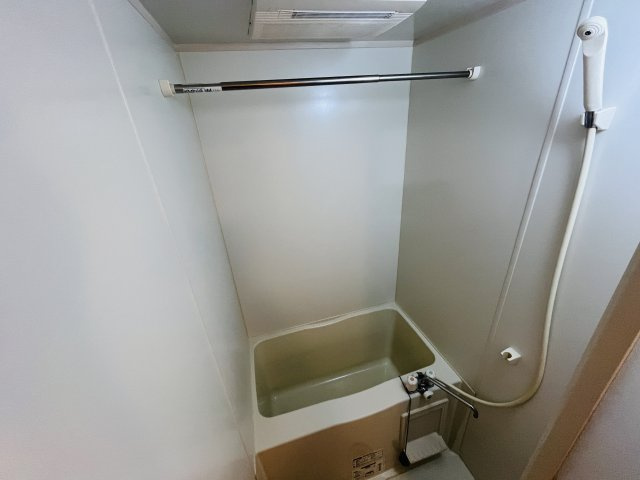ピアッツア紗梨の浴室