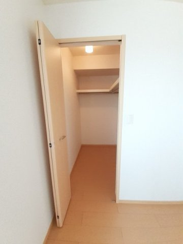 ブリアンＨＭ　Ｂ棟の収納