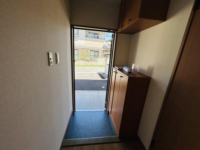 オレンジペコーの玄関