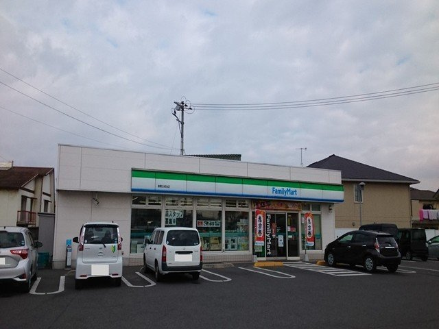 ヴィヴァーチェ　Ⅱの周辺|ファミリーマート　倉敷古城池店まで1000m