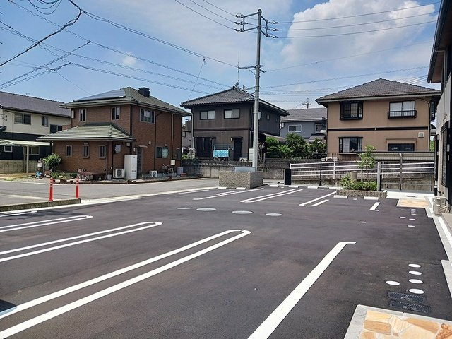 エトワール・片島の駐車場