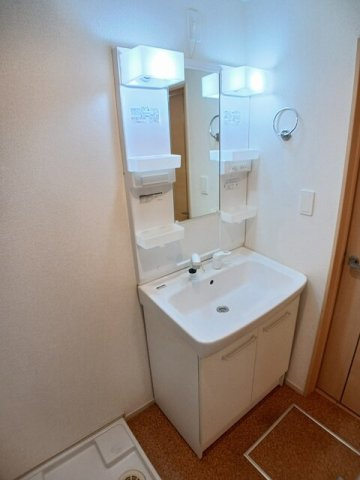 ベルカーサＢの洗面所