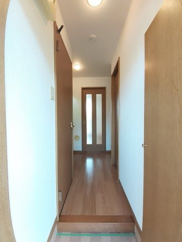 ミレニアムハイツの玄関