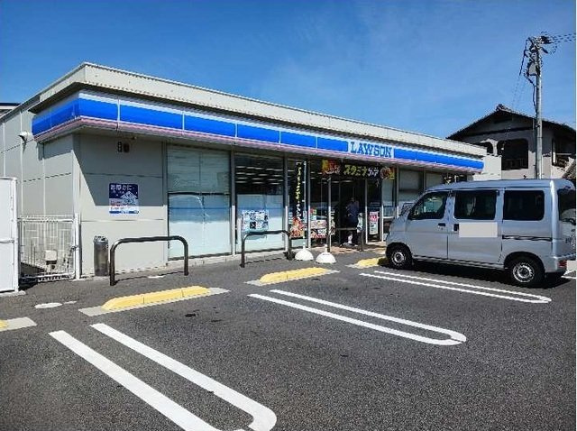 クレール九番館の周辺|ローソン　船穂店まで700m