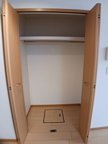 アメニティ中島Ａの収納
