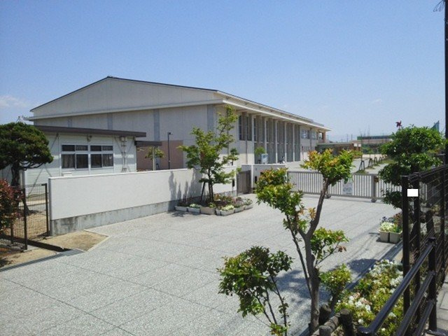 ニルヴァーナ　ウーノの周辺|倉敷南小学校まで900m