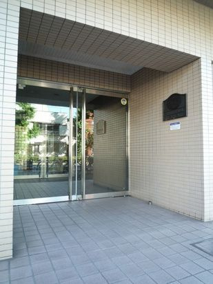 メインステージ東向島のエントランス
