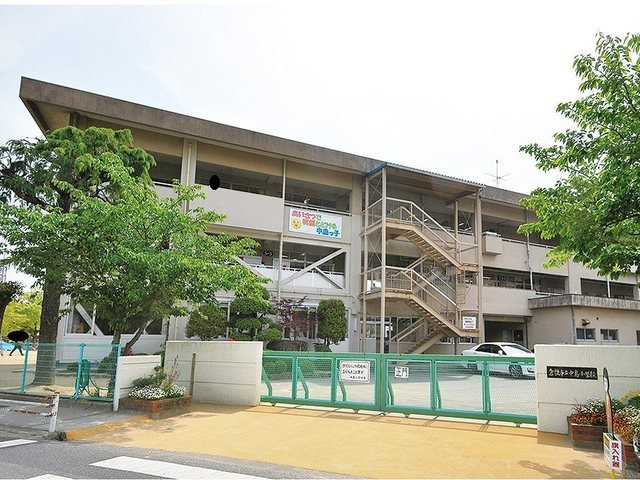 シャルマンジャンⅣの周辺|中島小学校まで900m