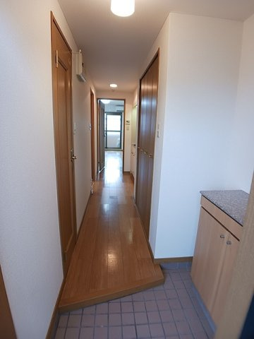 プラシード倉敷の玄関