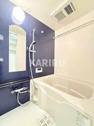 プレサンスOSAKA東中本エシデルの浴室