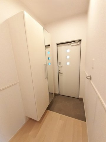 ピッツィカートⅡの玄関