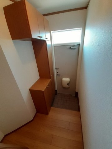 トゥ－・ル・モンドＡの玄関