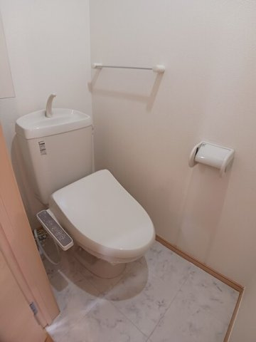 メゾンソレイユ　Ｖのトイレ