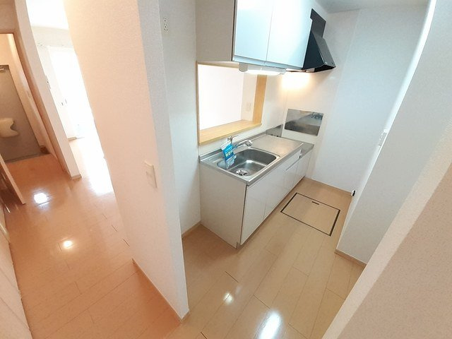 クリスタルローズ　Ａ棟のキッチン