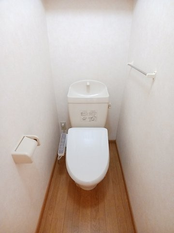 レフィナードＡのトイレ