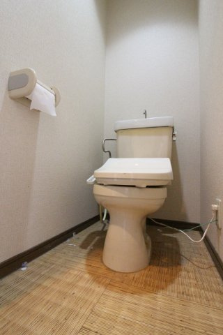ラルーチェ若宮のトイレ