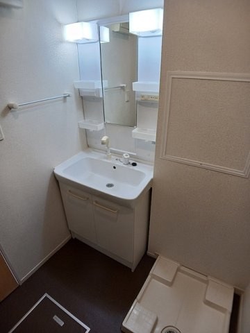 ネオ　グランジェの洗面所