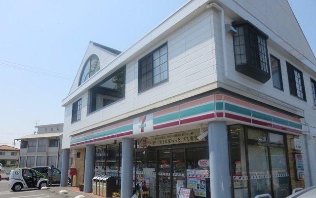 ソレイユ・ルヴァンの周辺|セブン-イレブン倉敷安江店まで230m