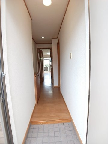 チアフルホームＡの玄関
