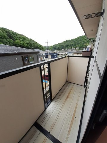 メゾンメールＢのバルコニー