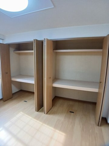 グランヴィア片島の収納