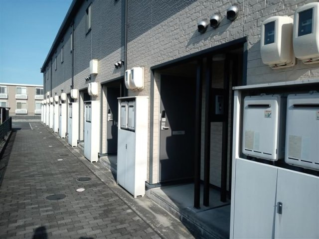 レオパレスアンタレスの玄関|※写真と現状が異なる場合は現状を優先