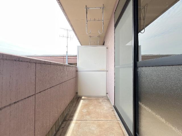倉敷市羽島のアパートのその他|ベランダ