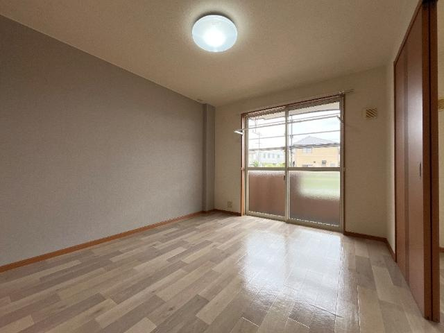 アベニール弐番館の内装|洋室