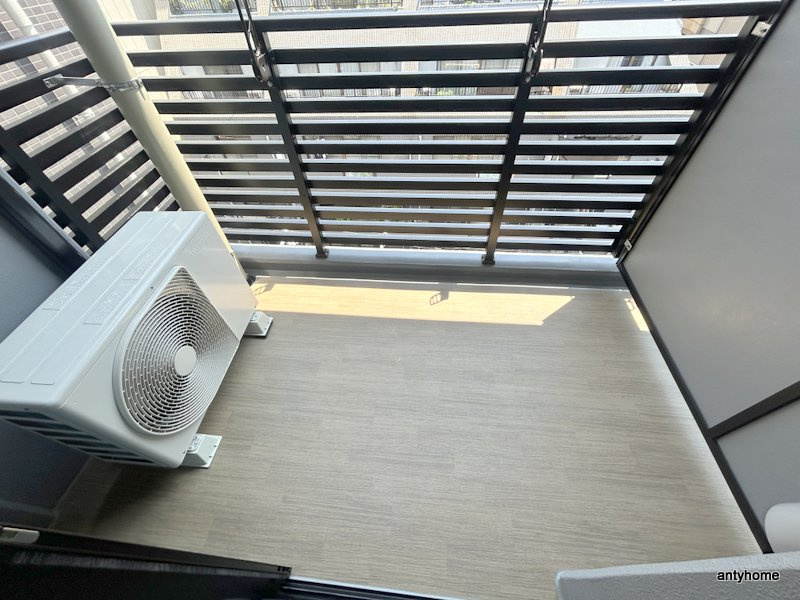 ArtizA瓦屋町Ⅰ　仲介手数料無料のバルコニー