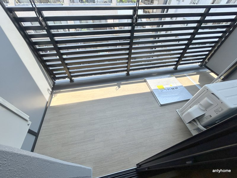 ArtizA瓦屋町Ⅰ　仲介手数料無料のバルコニー