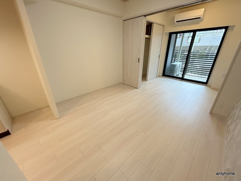ArtizA瓦屋町Ⅰ　仲介手数料無料の居間・リビング